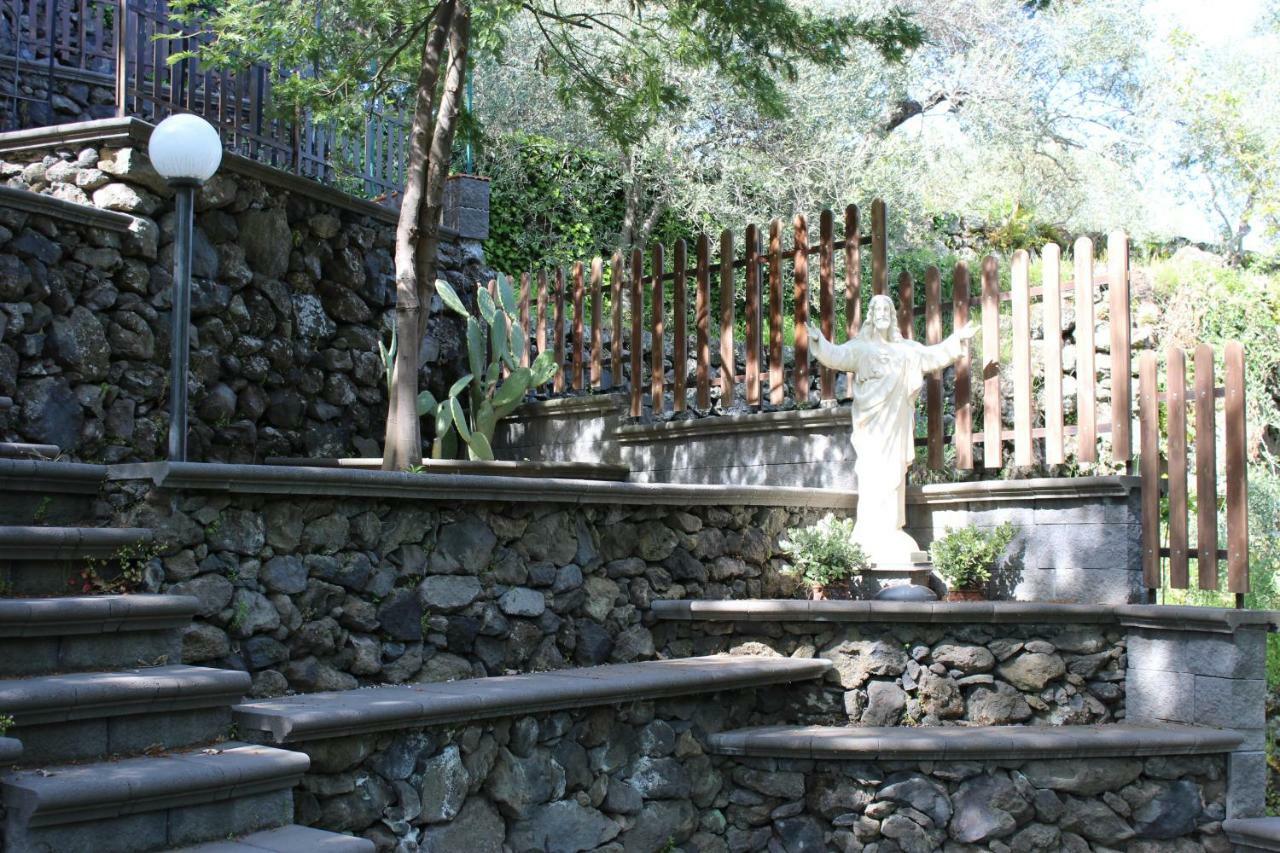Villa Sciarelle Piedimonte Etneo Exterior photo